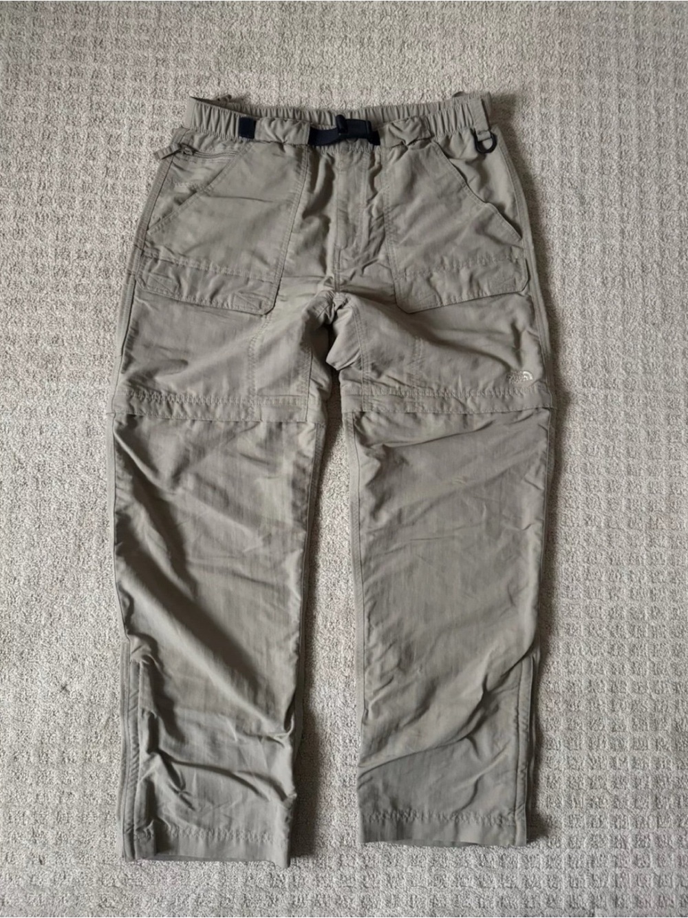 The North Face men’s beige convertible hiking outdoors pocket pants size LARGE